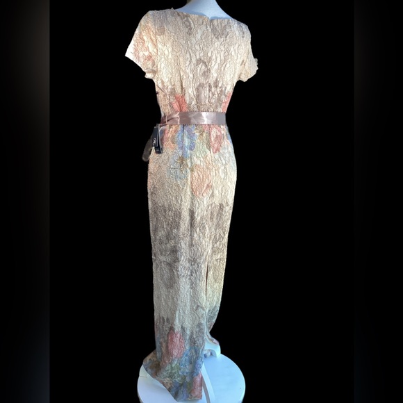 Adrianna Papell Jacquard Column Gown. S3 - Picture 10 of 17